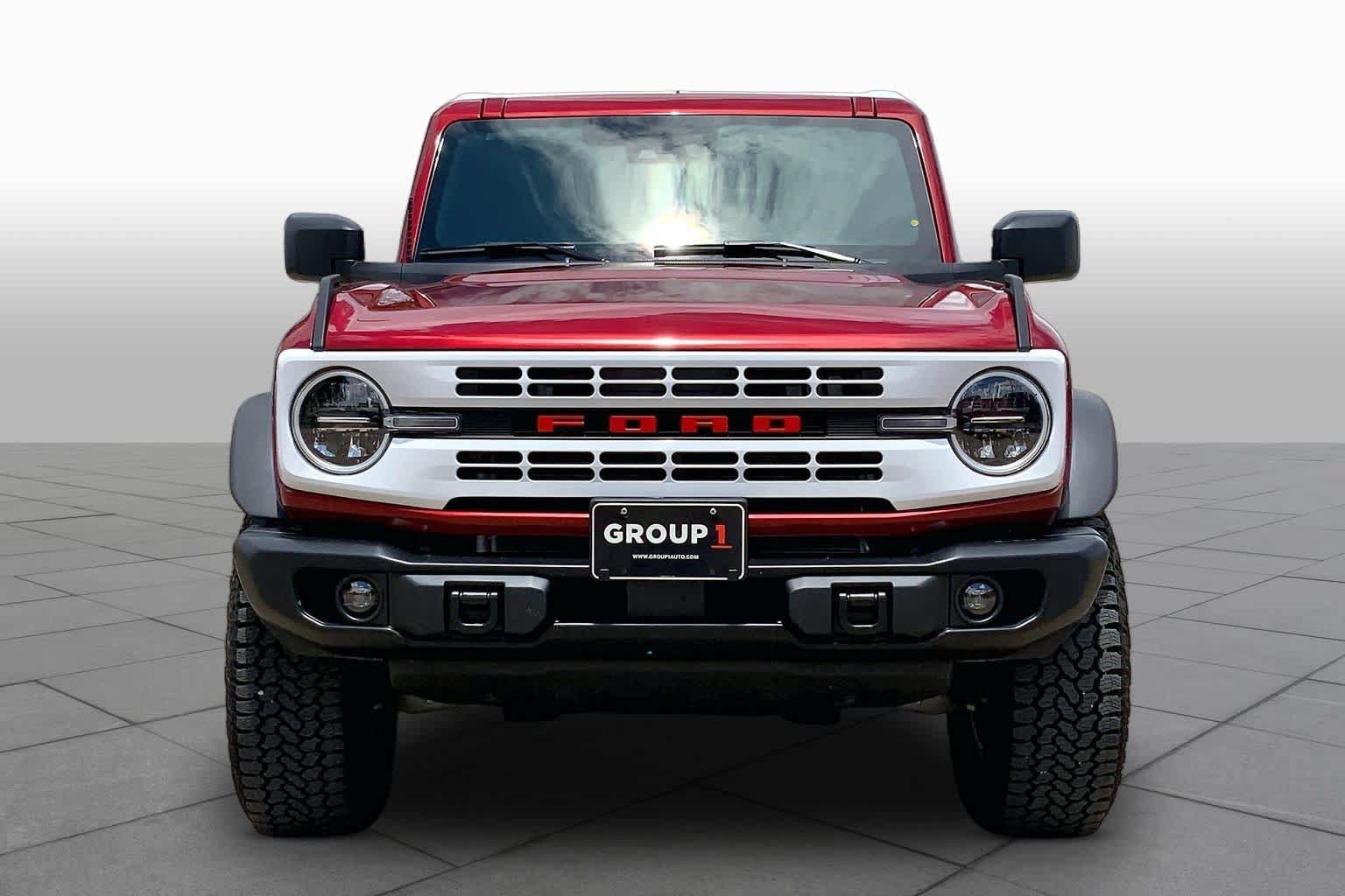 Used 2025 Ford Bronco Heritage Edition AWD/4WD image 3