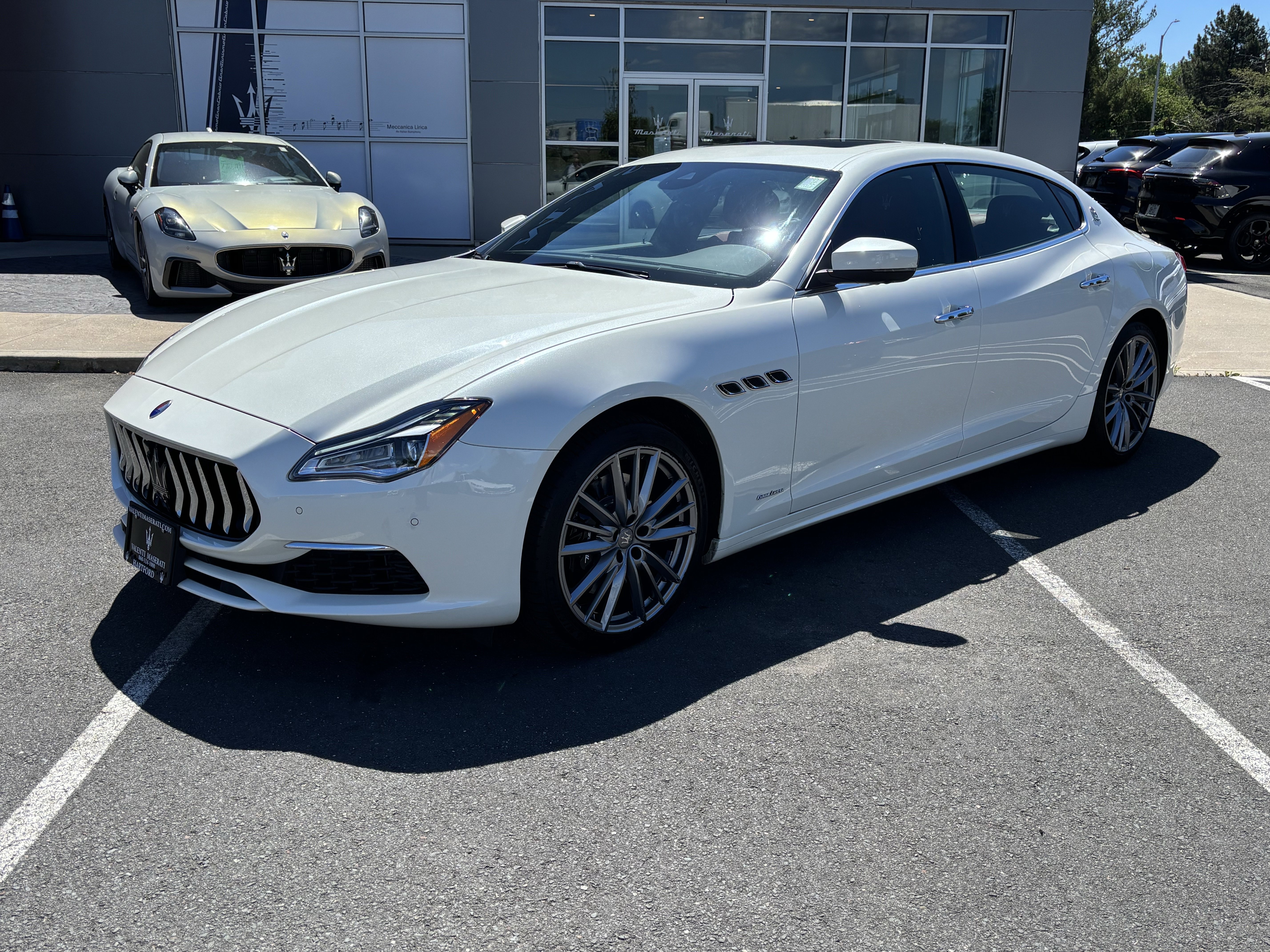 Used 2019 Maserati Quattroporte S GranLusso Q4 AWD/4WD image 3
