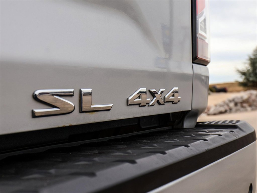 Used 2020 Nissan Titan SL w/ Moonroof Package image 14