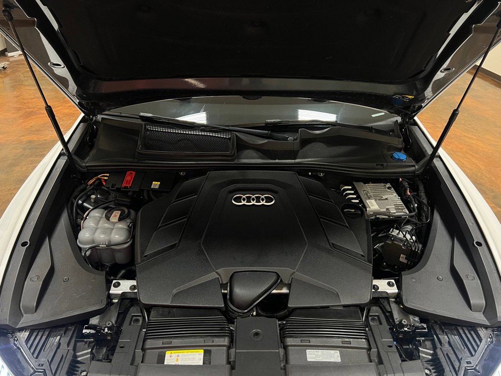 Used 2021 Audi Q8 Premium Plus image 13