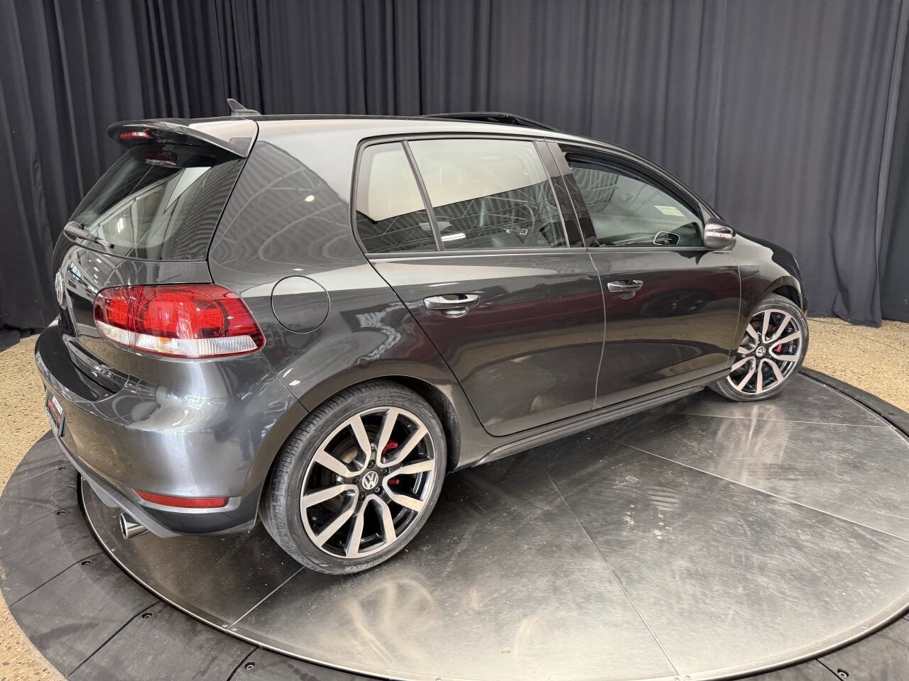 Used 2012 Volkswagen GTI Autobahn FWD image 11