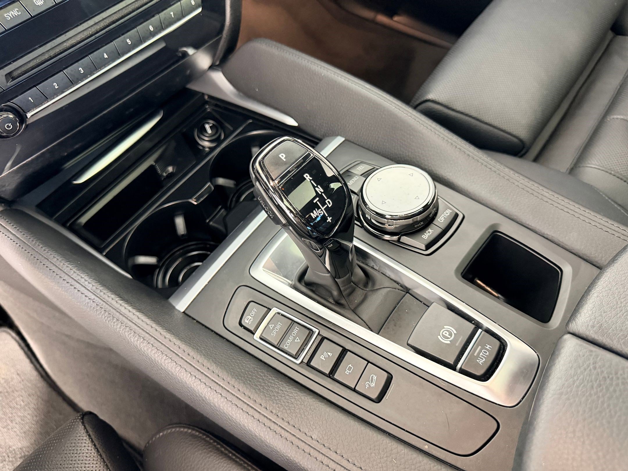 Used 2016 BMW X6 xDrive50i image 17