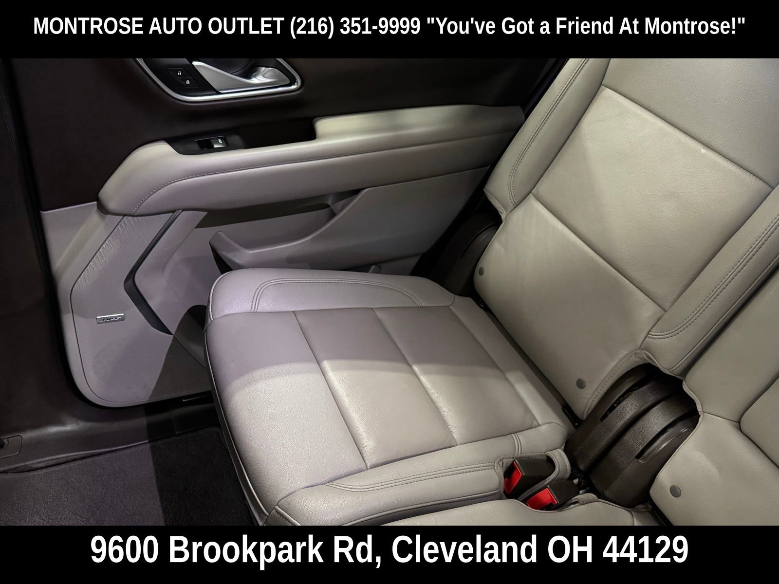 Used 2022 Chevrolet Tahoe Z71 w/ Z71 Off-Road Package AWD/4WD image 29