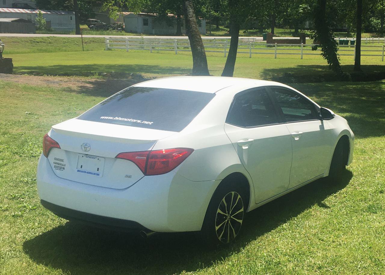 Used 2017 Toyota Corolla SE FWD image 7