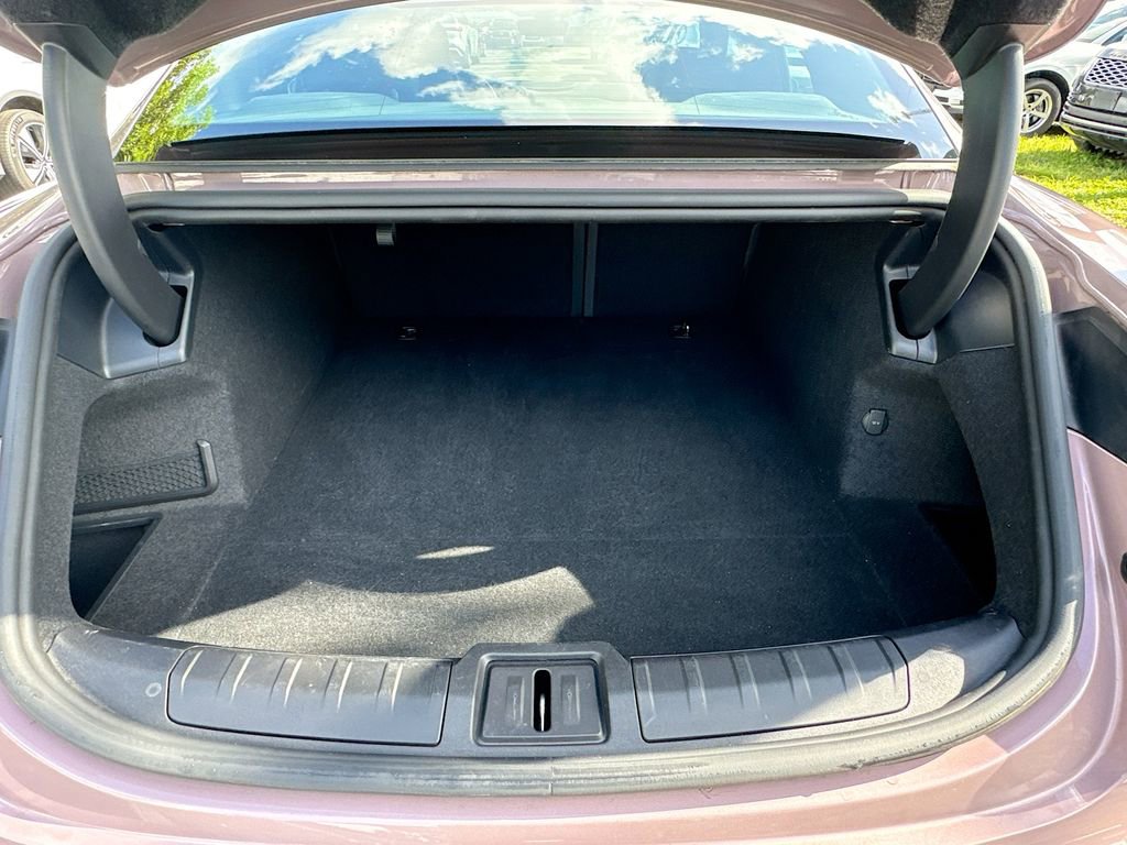 Used 2022 Porsche Taycan image 28