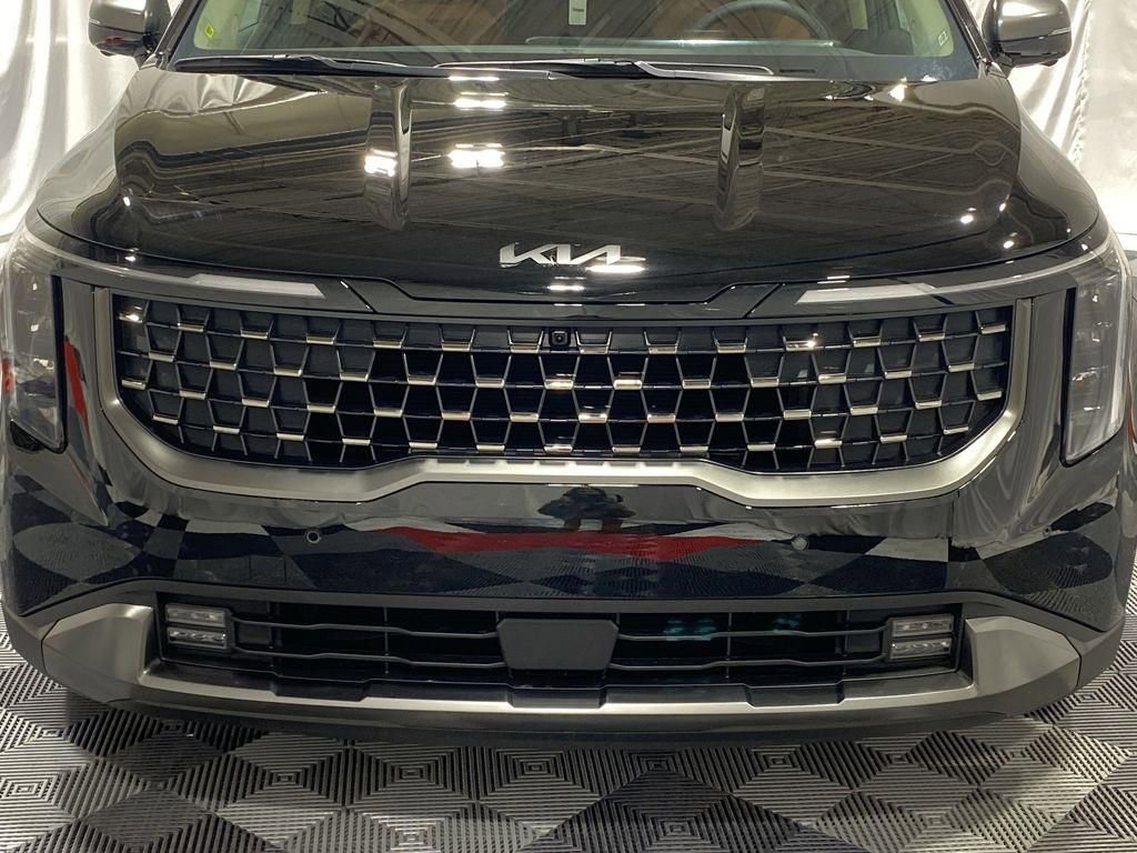 New 2026 Kia Carnival SX FWD image 28