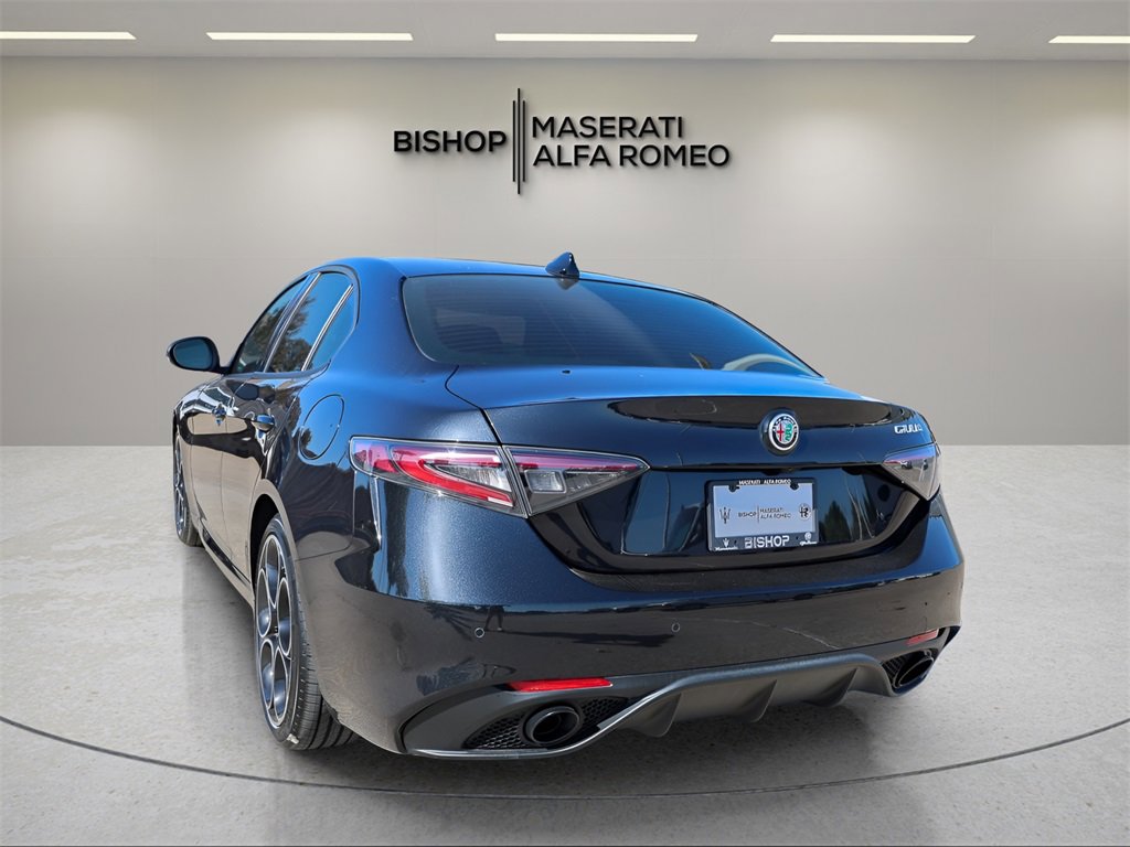 New 2025 Alfa Romeo Giulia w/ Driving Assist Package image 5