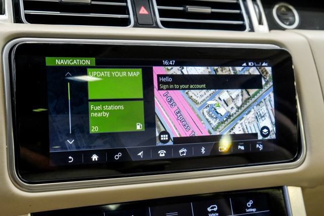 Used 2020 Land Rover Range Rover HSE AWD/4WD image 30