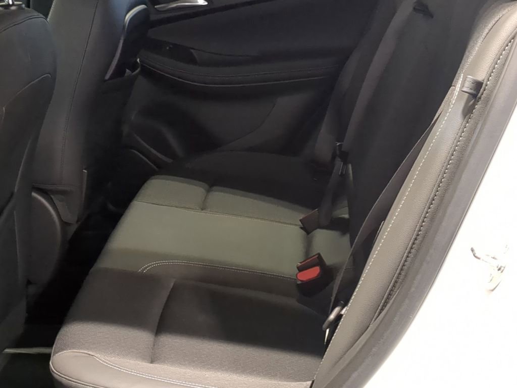 Used 2023 Buick Encore GX Select AWD/4WD image 19