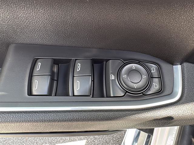 Used 2025 Chevrolet Silverado 1500 LT AWD/4WD image 27