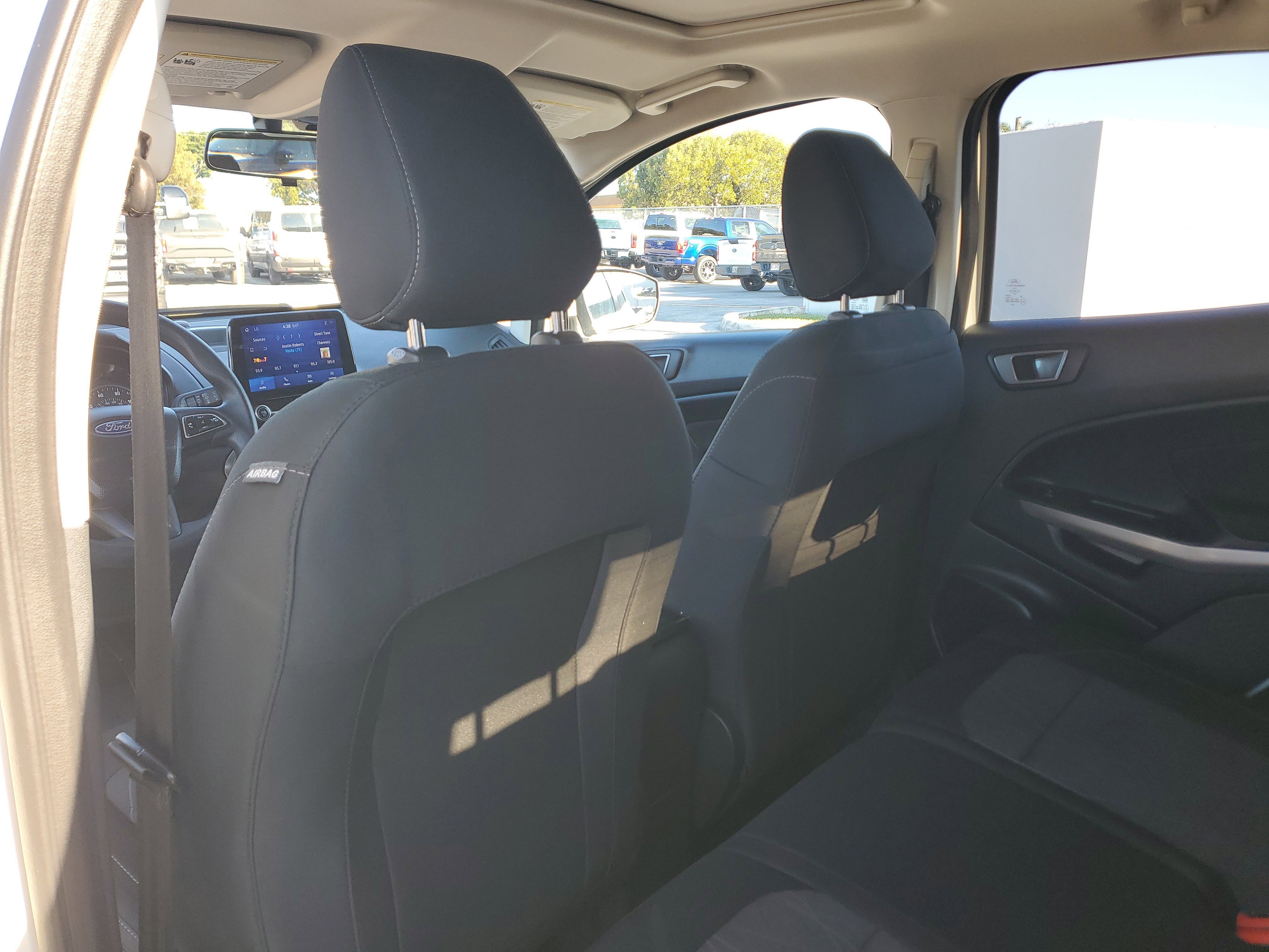 Used 2021 Ford EcoSport SE image 19