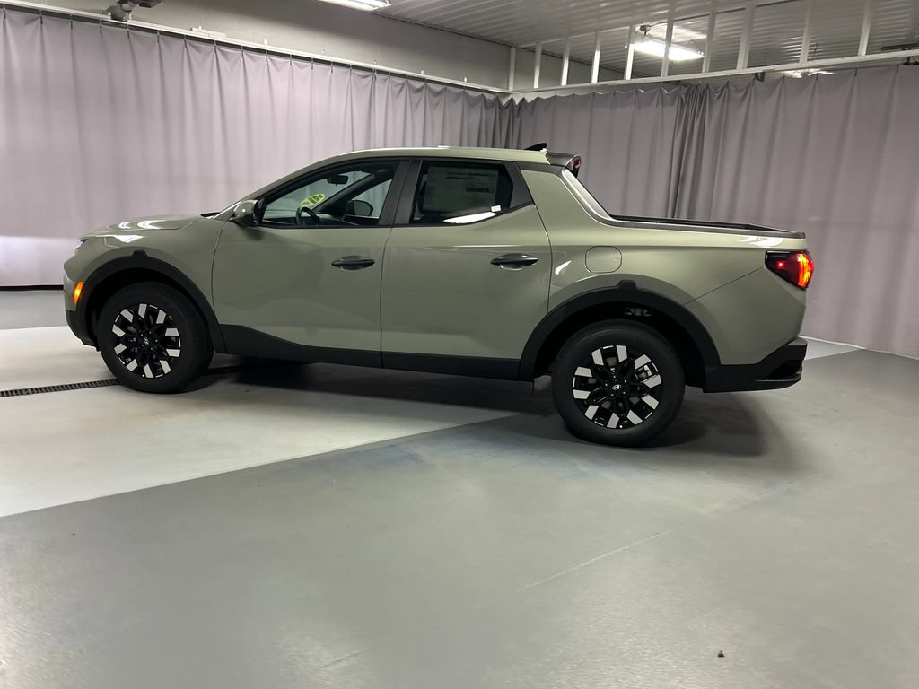 New 2027 Hyundai Santa Cruz SE AWD/4WD image 4