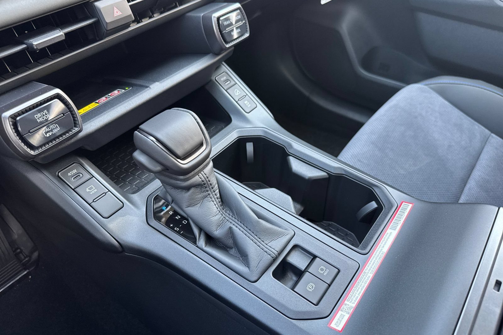 New 2026 Toyota RAV4 XSE AWD/4WD image 25