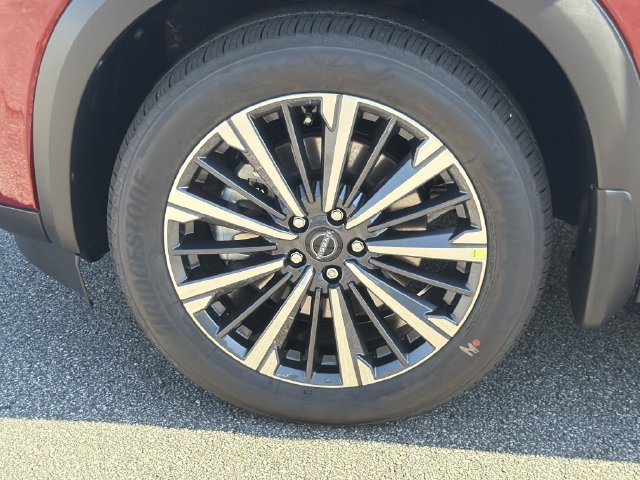 New 2026 Nissan Pathfinder Platinum AWD/4WD image 13