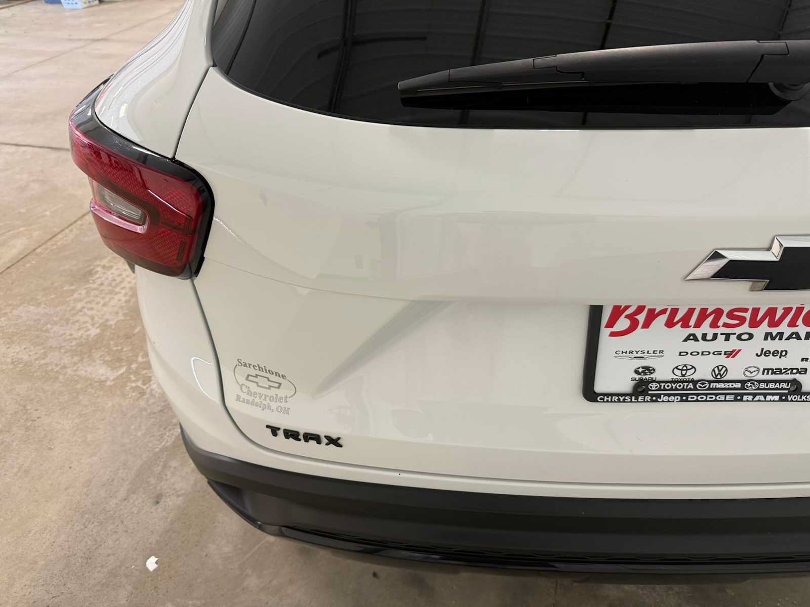 Used 2024 Chevrolet Trax RS FWD image 17