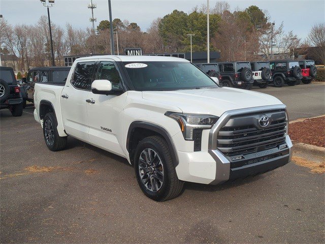 Used 2022 Toyota Tundra Limited image 3
