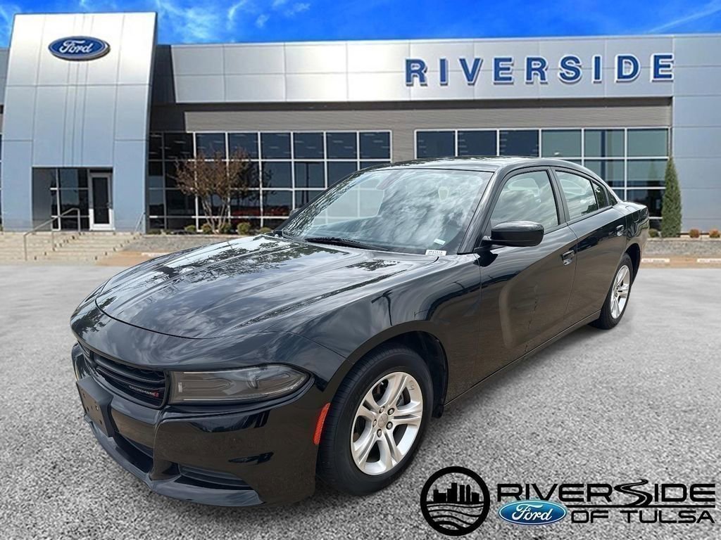 Used 2022 Dodge Charger SXT w/ Leather Interior Group