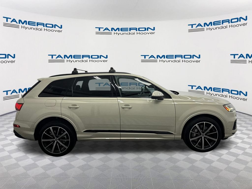 Used 2021 Audi Q7 3.0T Premium Plus w/ Premium Plus Package AWD/4WD image 6