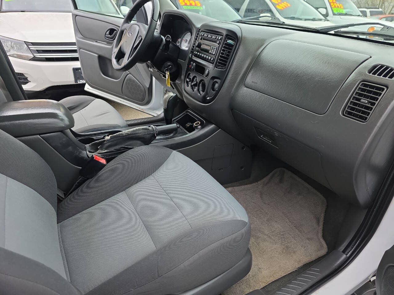 Used 2006 Ford Escape XLS AWD/4WD image 13