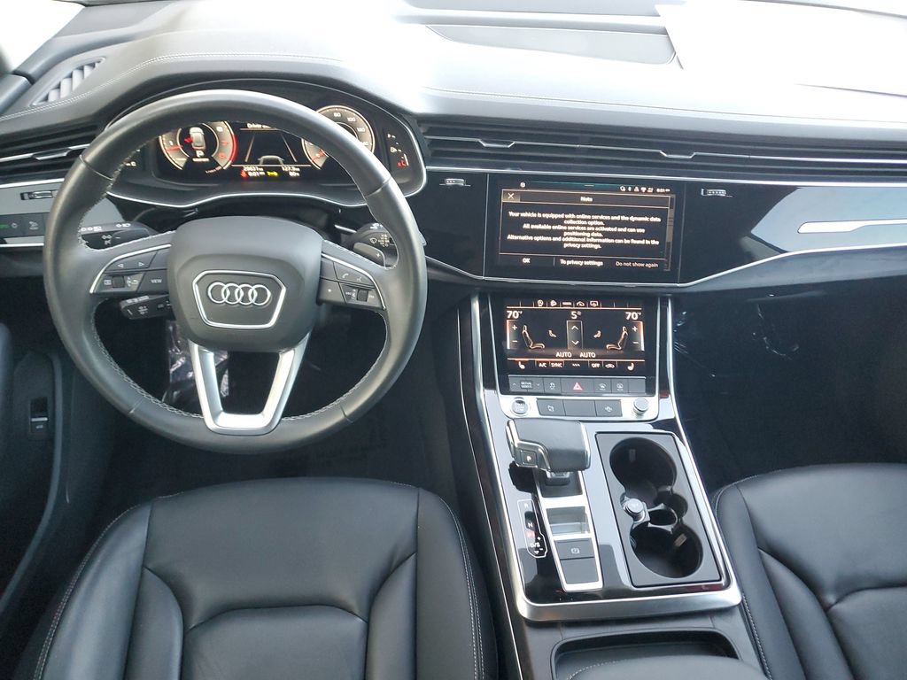 Certified 2023 Audi Q8 Premium w/ Convenience Package AWD/4WD image 3