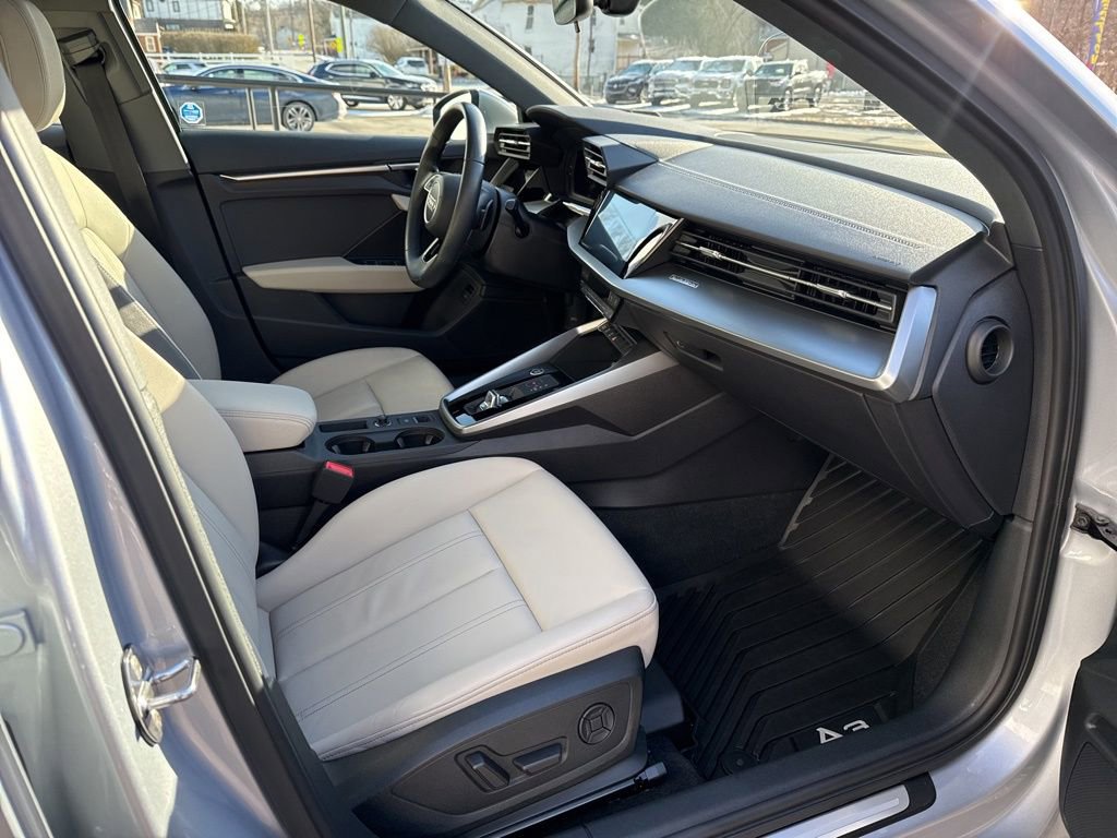 Used 2022 Audi A3 2.0T Premium image 29