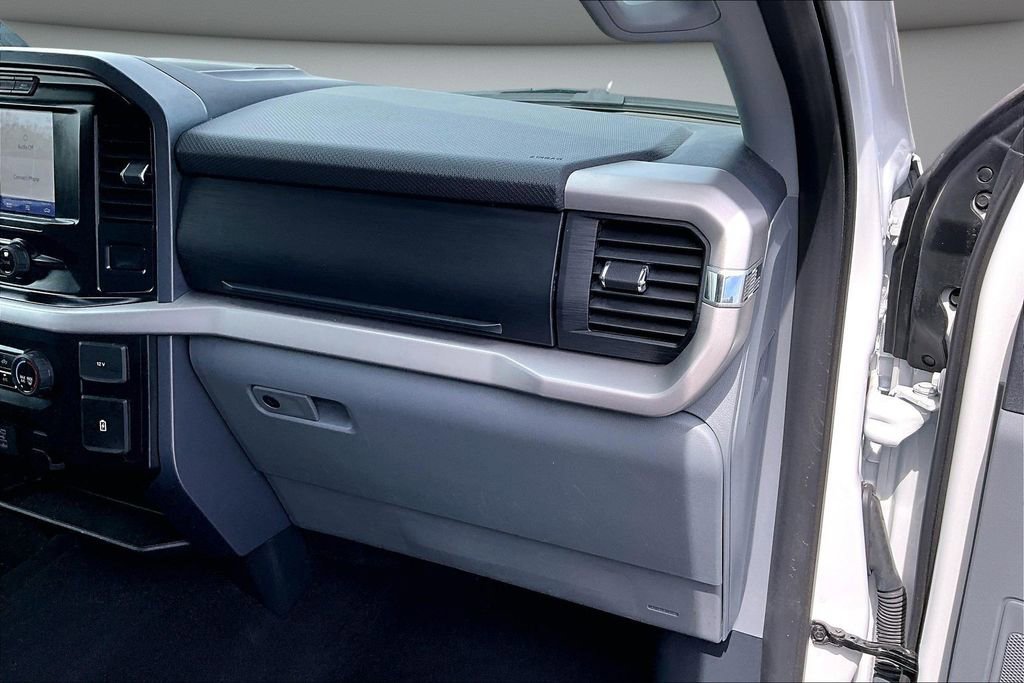 Used 2023 Ford F150 XLT w/ XTR Package image 27