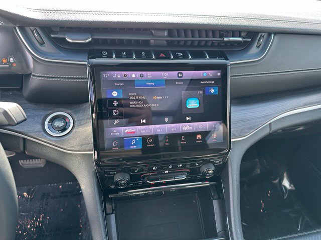 Used 2023 Jeep Grand Cherokee Limited w/ Luxury Tech Group II AWD/4WD image 25