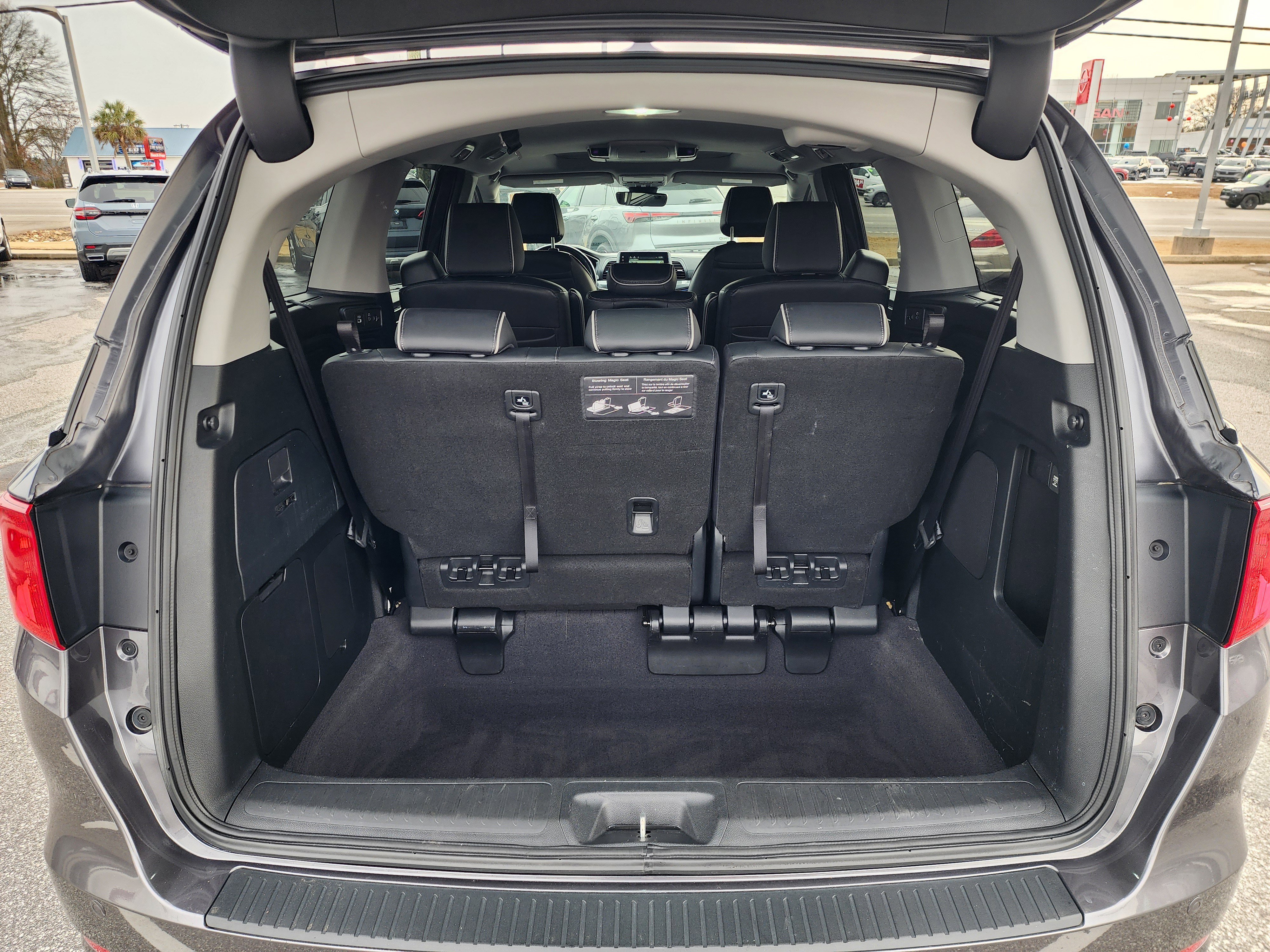 Used 2021 Honda Odyssey Elite image 6