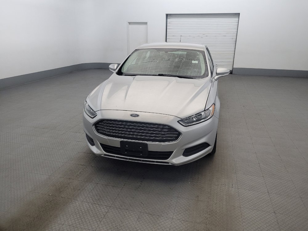 Used 2014 Ford Fusion SE FWD image 15