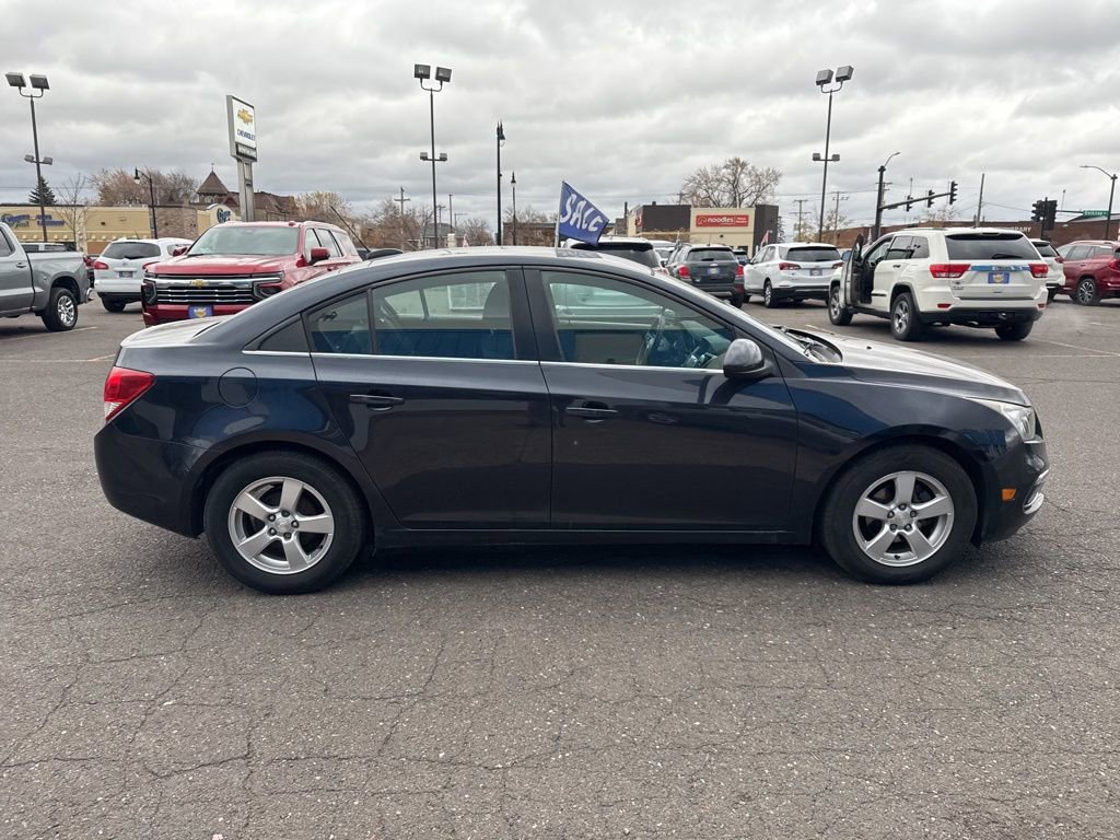 Used 2016 Chevrolet Cruze LT image 5