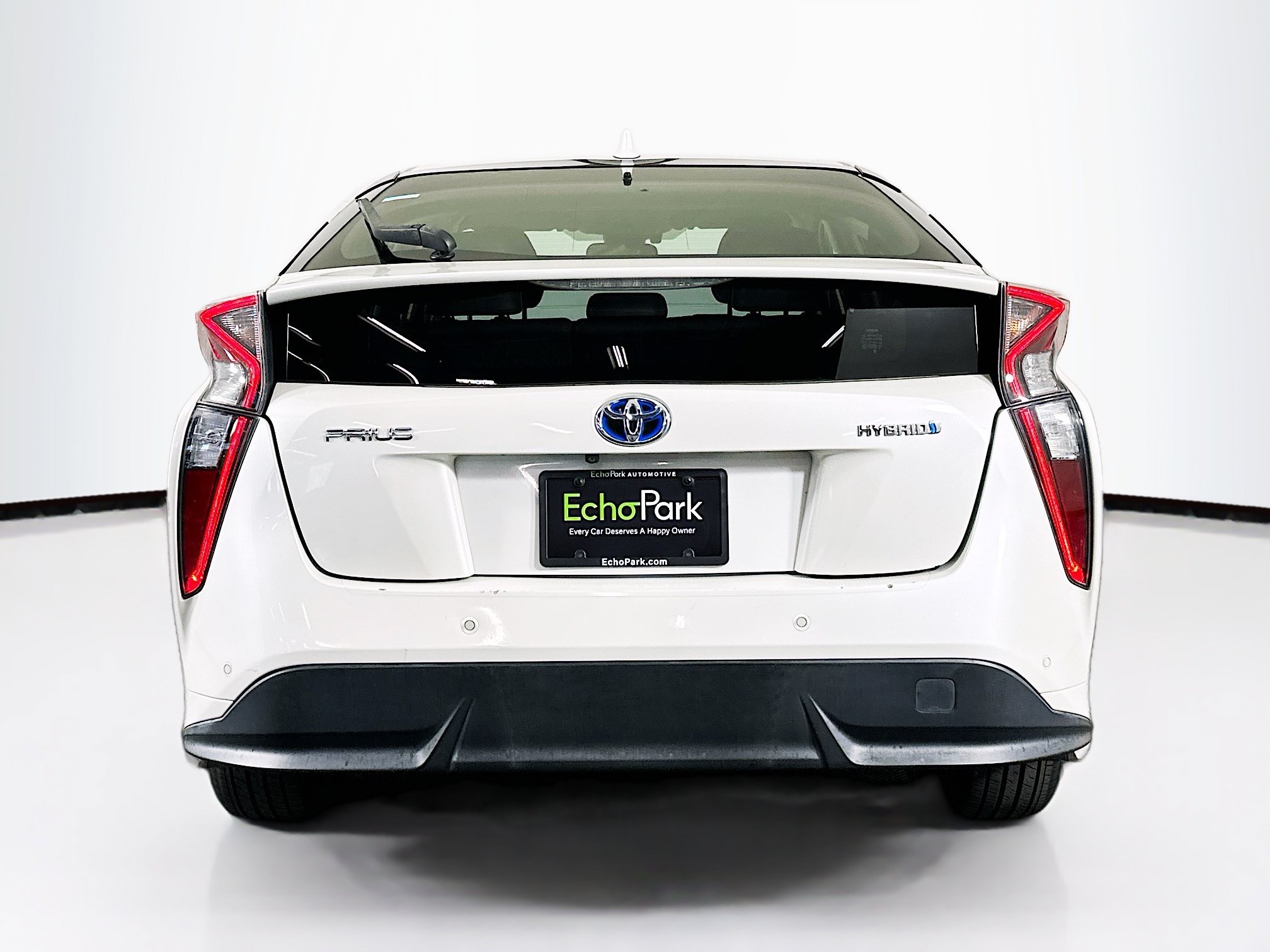 Used 2017 Toyota Prius Three Touring FWD image 7