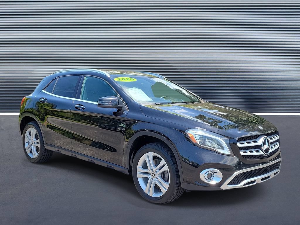 Used 2020 Mercedes-Benz GLA 250 4MATIC image 2