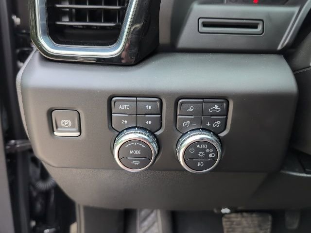 Used 2022 GMC Sierra 1500 Denali AWD/4WD image 17