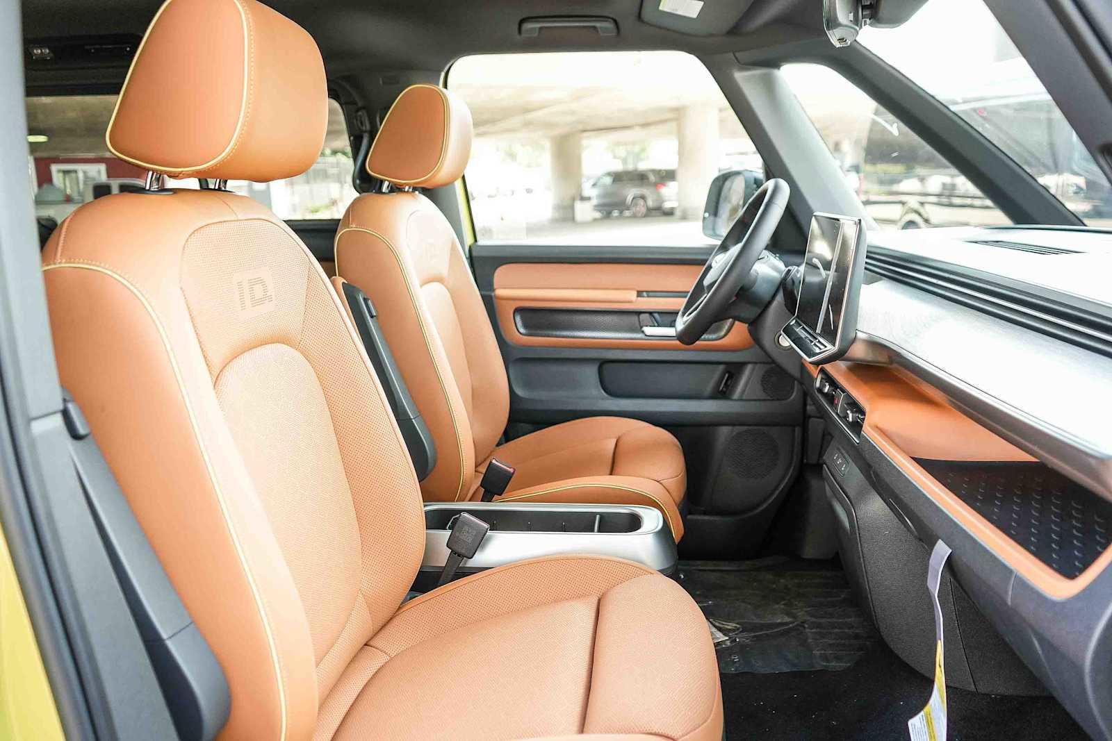 New 2025 Volkswagen ID. Buzz Pro S Plus AWD/4WD image 18