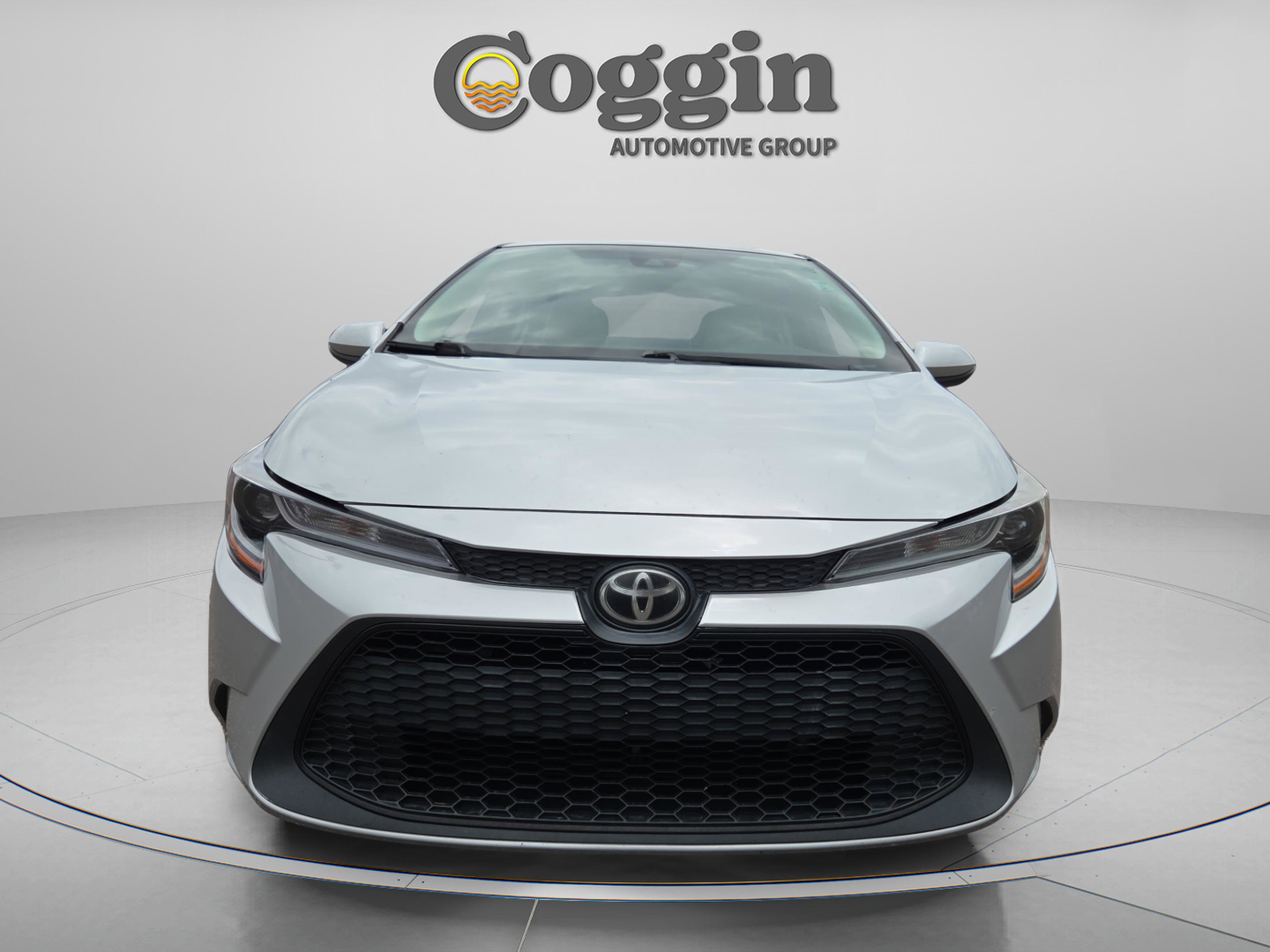 Used 2020 Toyota Corolla LE FWD image 8