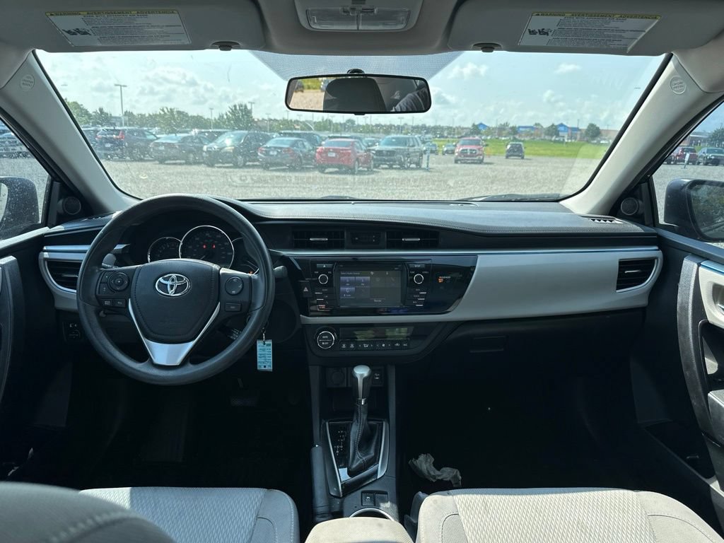 Used 2016 Toyota Corolla LE FWD image 19