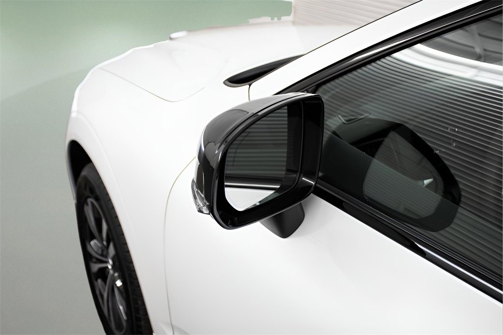 Certified 2025 Volvo XC60 B5 Core w/ Protection Package Premier image 8