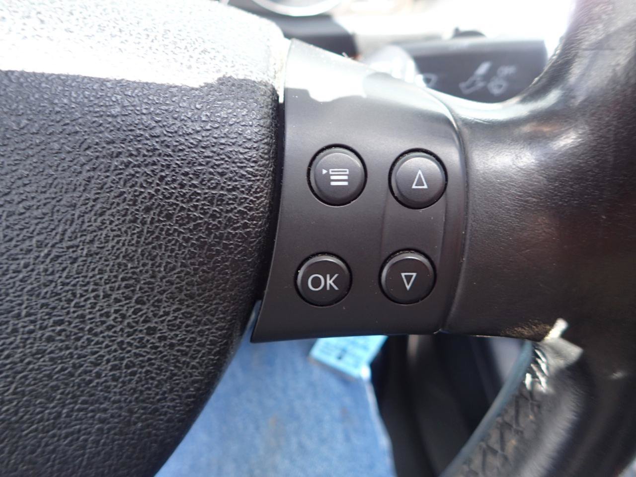 Used 2009 Volkswagen Eos Lux FWD image 21