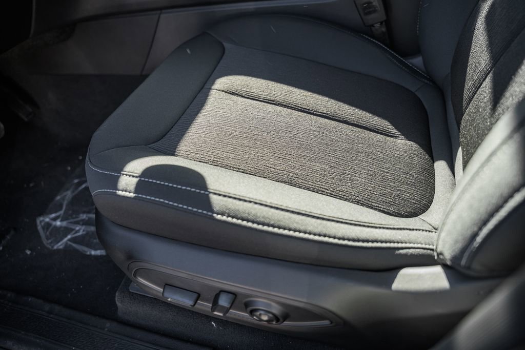 New 2025 Jeep Grand Cherokee Laredo X w/ Luxury Tech Group I image 31