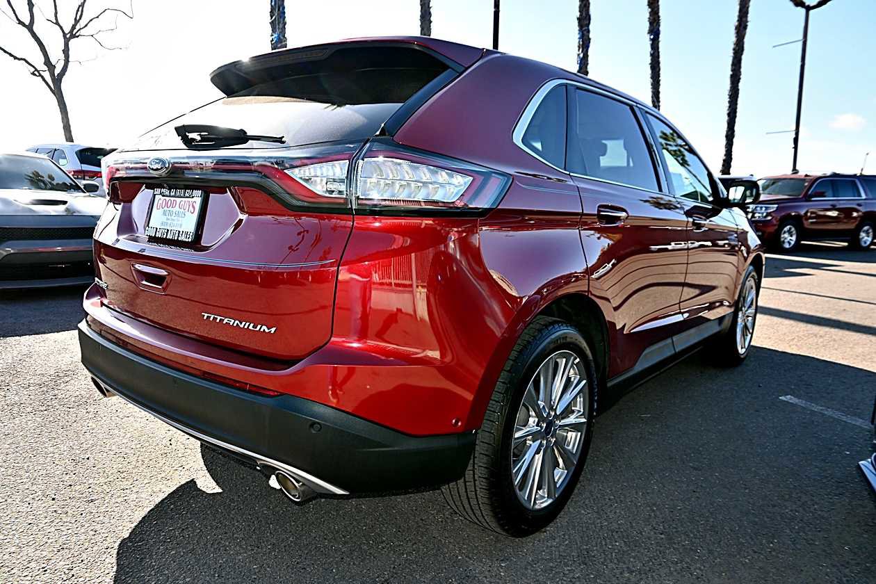 Used 2017 Ford Edge Titanium w/ Equipment Group 302A FWD image 7