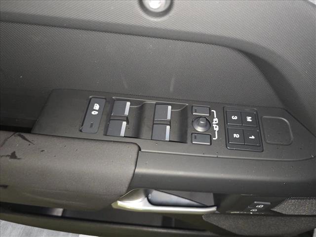 New 2026 Land Rover Defender 110 S image 28