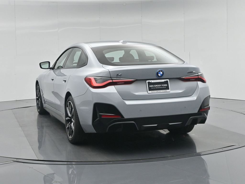 Used 2025 BMW i4 eDrive40 w/ M Sport Package image 30