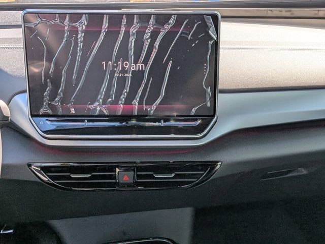 New 2025 Volkswagen ID.4 Pro image 16