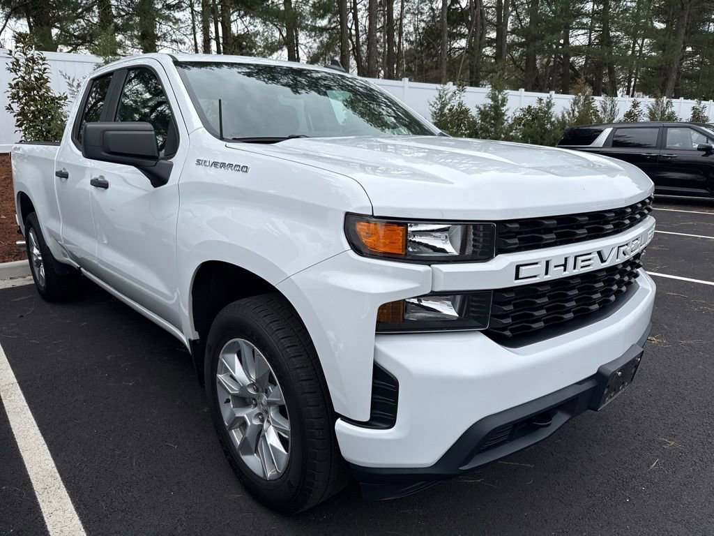 Used 2021 Chevrolet Silverado 1500 Custom image 3