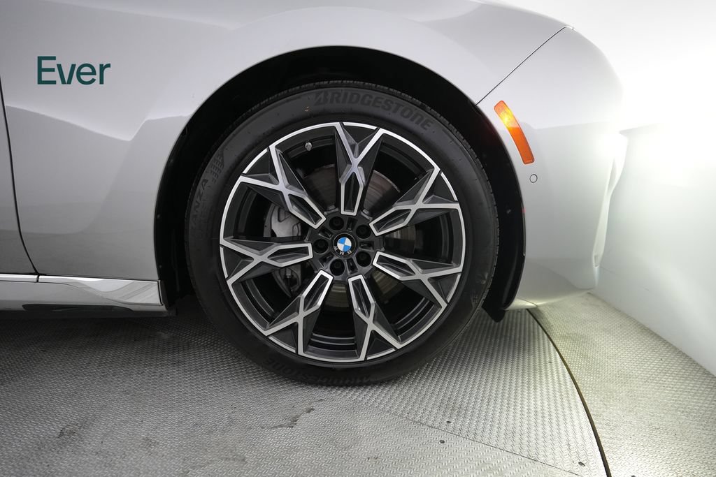 Used 2023 BMW i7 xDrive60 AWD/4WD image 20