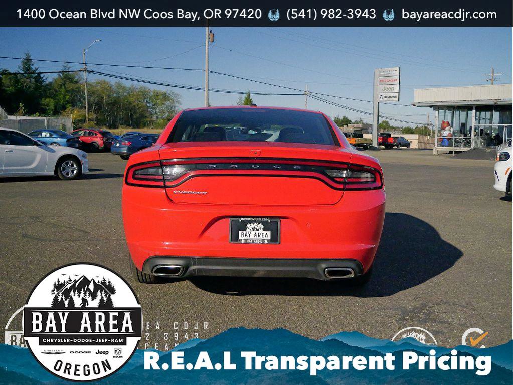 Used 2022 Dodge Charger SXT w/ Leather Interior Group image 4