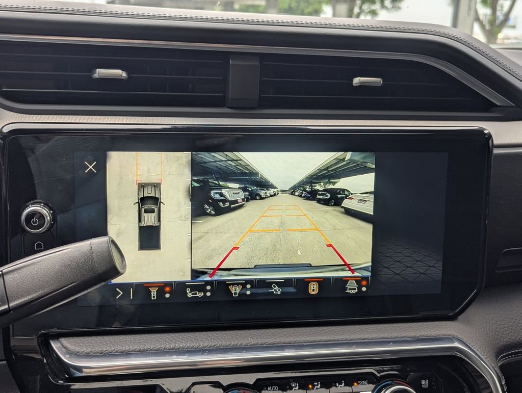 Used 2024 GMC Sierra 2500 Denali w/ Denali Reserve Package AWD/4WD image 9