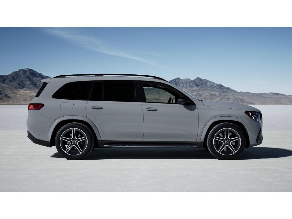 New 2027 Mercedes-Benz GLS 450 4MATIC image 2