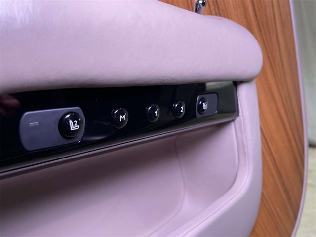 Used 2014 Rolls-Royce Wraith image 41