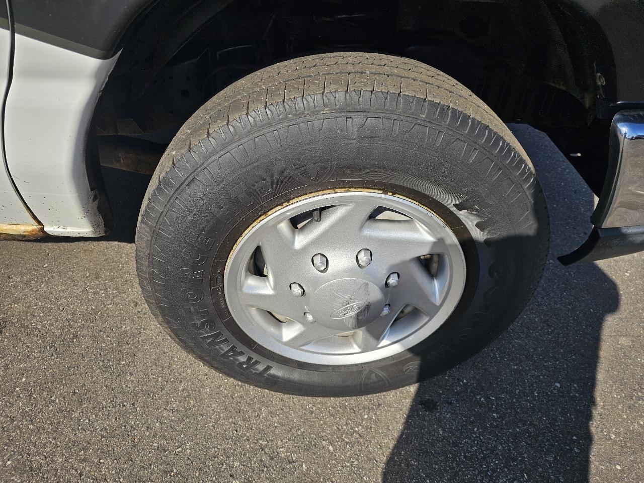 Used 2012 Ford E-250 and Econoline 250 w/ PWR Group RWD image 14